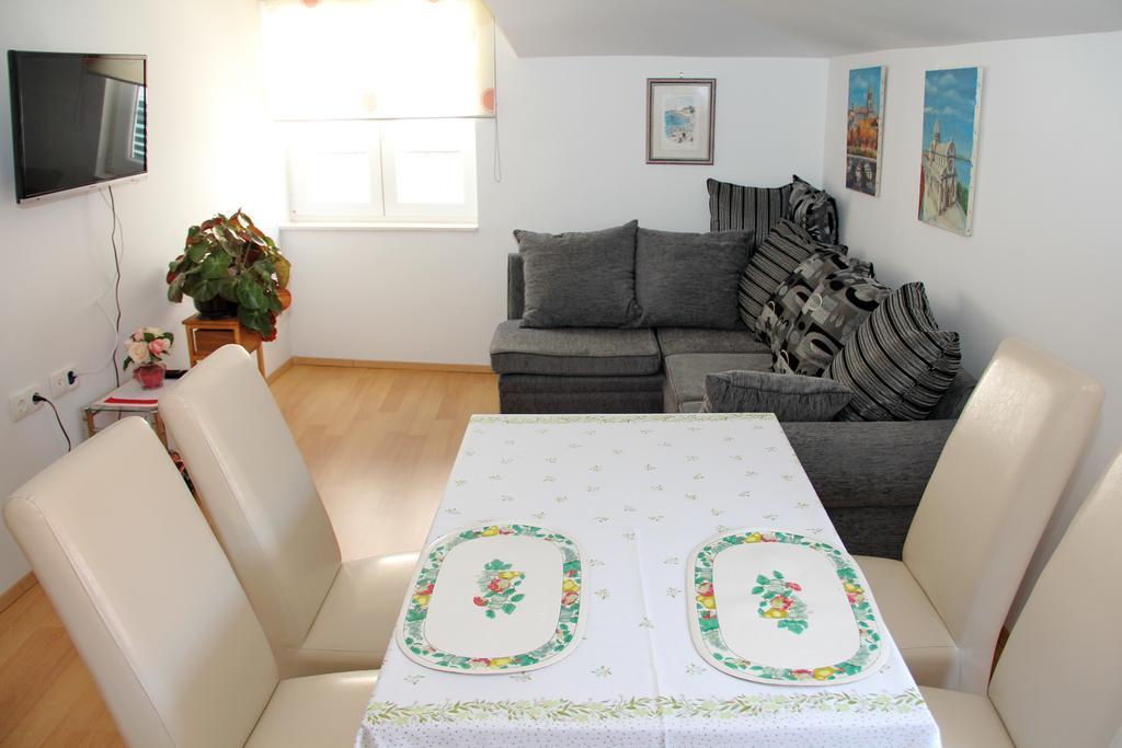 Apartment Bucevic Sibenik Luaran gambar